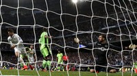 Alvaro Morata membobol gawang Sporting di menit ke-90. Juan Medina/Reuters/detiKFoto.