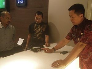 Cegah Manipulasi Pajak, Tempat Usaha di Bandung Dipasangi Alat Perekam Transaksi