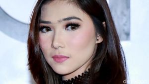 Foto: 10 Artis Wanita Indonesia dengan Bentuk Alis Paling Indah