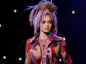 Marc Jacobs Minta Maaf Pasca Dikritik karena Tampilkan Model Berambut Gimbal