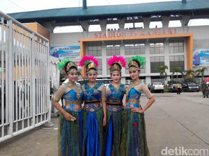 Geliat GOR Pakansari Menghajat PON XIX Geliat GOR Pakansari Menghajat PON XIX