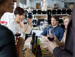 Studi: Dengan Cium Aroma Wine Saja Bisa Atasi Alzheimer dan Demensia