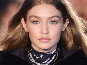 Kendall Jenner Hingga Gigi Hadid Tampil Pucat di Panggung NYFW