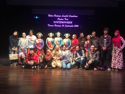 Melihat Penari Paruh Baya Koprol dalam Pentas Bulan Budaya Lombok