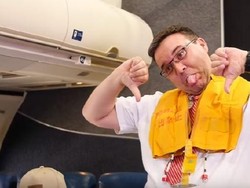 Mungkin Ini Video Parodi Penerbangan Yang Paling Jujur