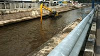 Sungai di Cikini Dikeruk