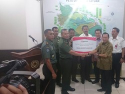 Donasi untuk Keluarga Praka Wahyudi, Prajurit yang Gugur saat Padamkan Karhutla