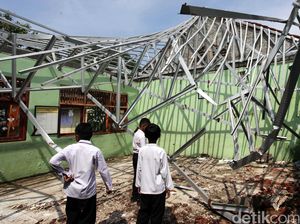 SDN Kalibaru 6 Depok yang Ambruk Belum Diperbaiki