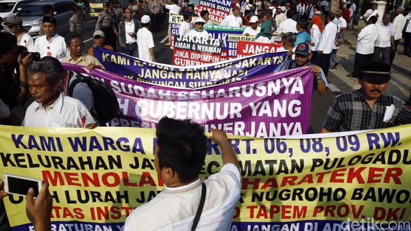 Forum RT RW Geruduk Balai Kota