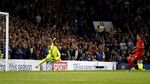 Liverpool Tundukkan Chelsea 2-1