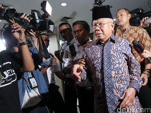 AM Fatwa Dinilai Simbol Perjuangan Islam dengan Semangat Pancasila AM Fatwa Dinilai Simbol Perjuangan Islam dengan Semangat Pancasila