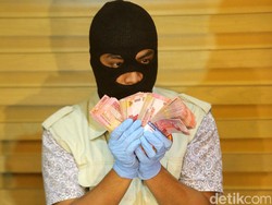 Diduga Terima Rp 365 Juta, Oknum Jaksa Kejati Sumbar Jadi Tersangka