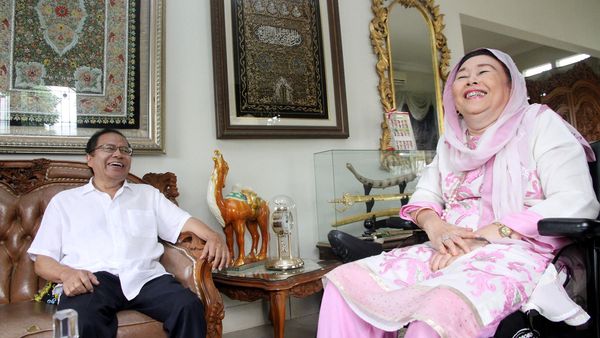 Rizal Ramli Sowan ke Sinta Nuriyah