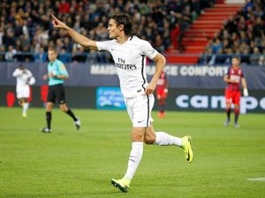 Aksi Cavani Dinihari Tadi: Empat Gol dalam 45 Menit