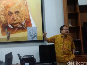 Ini Masalah yang Membelit Garuda Indonesia Versi Rizal Ramli