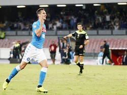 Kalahkan Bologna, Napoli Puncaki Klasemen