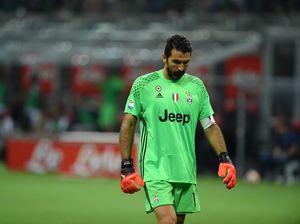 Buffon Tunggu Efek Positif di Balik Kekalahan dari Inter Buffon Tunggu Efek Positif di Balik Kekalahan dari Inter