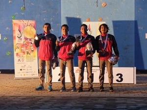 Tim Putra Jateng Rebut Medali Emas Panjat Tebing