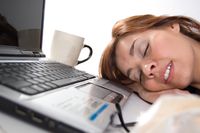 Bunda Kurang Tidur? Ini 5 Solusinya