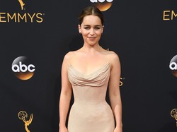 Foto: Cantiknya Penampilan Para Aktris Game of Thrones di Emmy Awards 2016