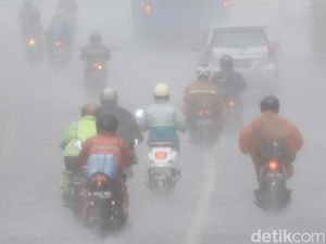 Mengapa Banyak Orang Sering Sakit di Musim Pancaroba?