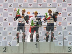 Andi Gilang dan Gerry Salim Naik Podium di Zhuhai
