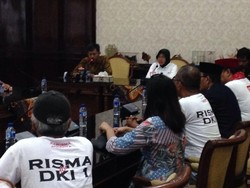 Dijemput KARISMA di Rumah Dinas dan Balai Kota, Risma: Ini Cobaan bagi Saya