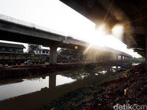 Terhambat Pembebasan Lahan, Pembangunan 1.000 Km Tol Baru Terealisasi 17% Terhambat Pembebasan Lahan, Pembangunan 1.000 Km Tol Baru Terealisasi 17%