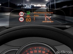 Apa Bedanya Head Up Display di MINI Clubman dan BMW?