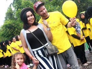 Jarang Terlihat Dimasakin Melanie Ricardo, Tyson Lynch Lebih Sering Masak Sendiri