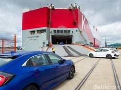 Honda Rilis Tampang Civic Hatchback