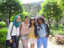 Trinity, The Nekad Traveler Syuting di Kota Penuh Benteng di Filipina