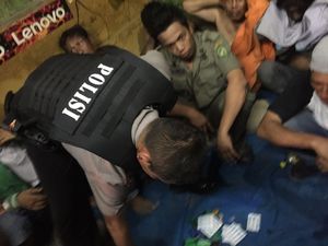 Sarang Narkoba di Medan Digerebek Polisi, Pejudi Nyabu Kocar-kacir