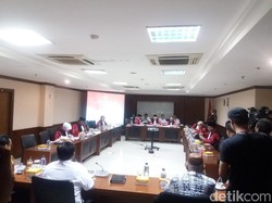 Rapat Pleno BK DPD Membahas Nasib Irman Gusman Dimulai