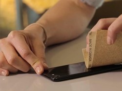 Ini Jadinya Jika iPhone 7 Jet Black Sering Tergores