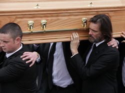 Dituding Jadi Penyebab Kematian, Jim Carrey Dituntut Ibunda Eks Pacar