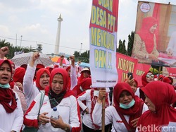 DPR akan Perketat Pengawasan Bidan Asing