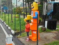 Ada Manusia Lego di Dago