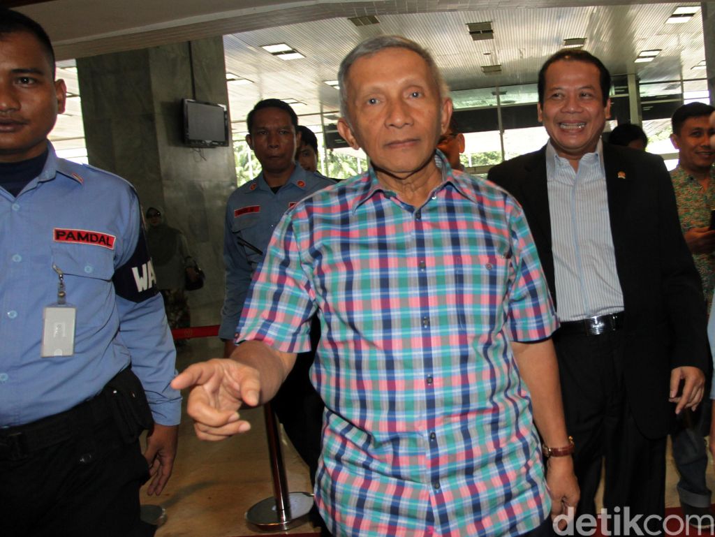 Soal Amien Rais yang Disebut Prabowo Turunkan Beberapa Presiden Soal Amien Rais yang Disebut Prabowo Turunkan Beberapa Presiden