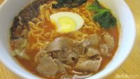 Oishii! Di Sini Ada Ramen Berkuah Pedas dengan Topping Daging Sapi