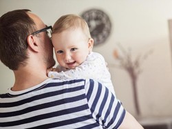 Memaknai Kata Papa yang Diucapkan Anak Usia 6 Bulan