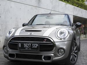 Jelajah Bali dengan MINI Cabrio, Si Mungil yang Bertenaga