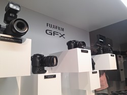 Kamera Ponsel Mana yang Ada DNA Fujifilm?