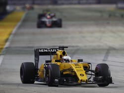 Cerita Magnussen Kehausan Saat Balapan di Singapura