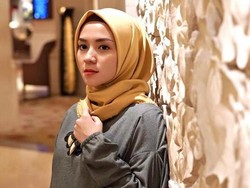 Perceraian, Pelajaran Hidup yang Tak Pernah Disesali Enno Lerian