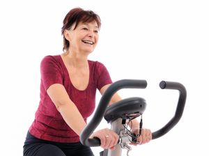 Agar Tak Nyusahin di Usia Senja, Begini Caranya