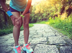 Sering Mengalami Cedera ACL? Urusan Lutut, Salahkan Hormon Seks