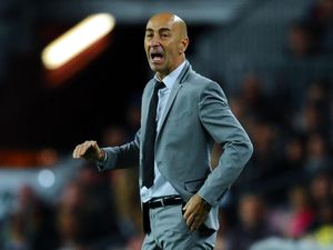 Valencia Berhentikan Pako Ayestaran sebagai Pelatih