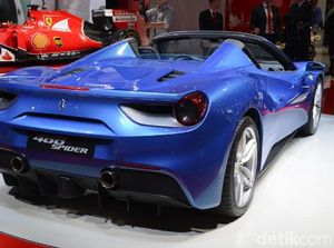 Soal Atap Ferrari 488 Spider yang Jadi Sorotan Soal Atap Ferrari 488 Spider yang Jadi Sorotan