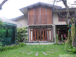 Hujan Saat Long Weekend? Kamu Bisa Tetap Liburan Santai di 5 Tempat Ini Hujan Saat Long Weekend? Kamu Bisa Tetap Liburan Santai di 5 Tempat Ini